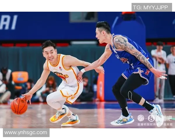 深圳篮球队的进攻体系解析:战术运用与球队协作的完美结合 深圳篮球队的进攻体系解析:战术运用与球队协作的完美结合