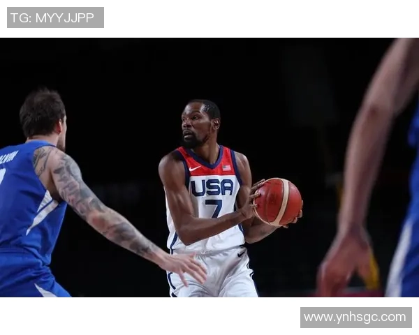 篮球明星大个的传奇之路与赛场背后的奋斗故事揭秘